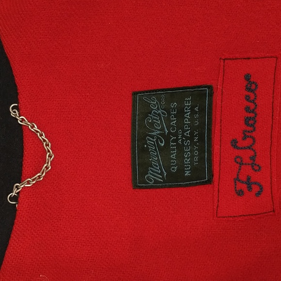 Vintage Wool Cape Navy Blue w Red Lining Nurse w Trim Cover Quality moth damage - Picture 11 of 16